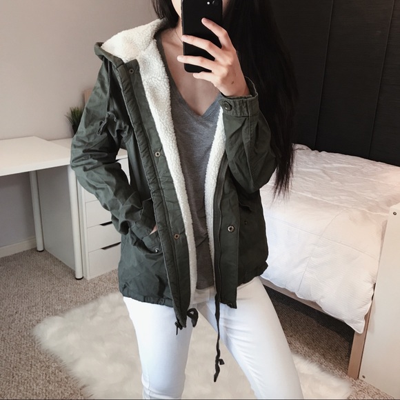 Army Green Sherpa Lined Utility Jacket - Picture 2 of 8